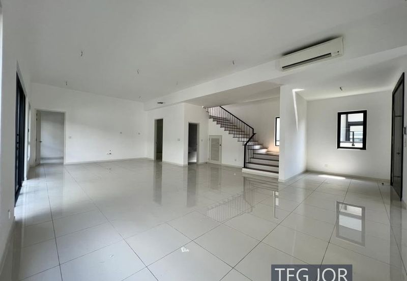 Freesia Residences @ Tropicana Aman