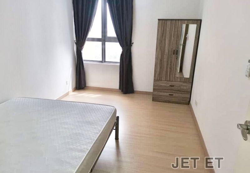 Gravit8 @ Klang South