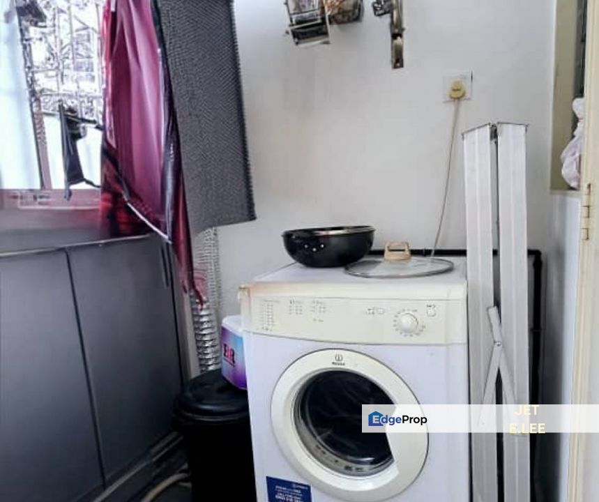 Move-in READY 🌟 Apartment for SALE | Seri Intan Apartment, Setia Alam  , Selangor, Shah Alam