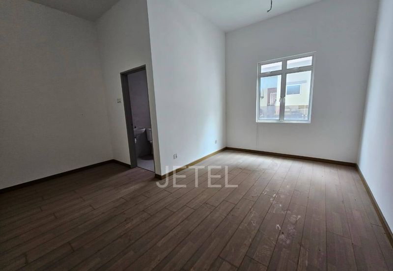 Canary Garden @Bandar Bestari