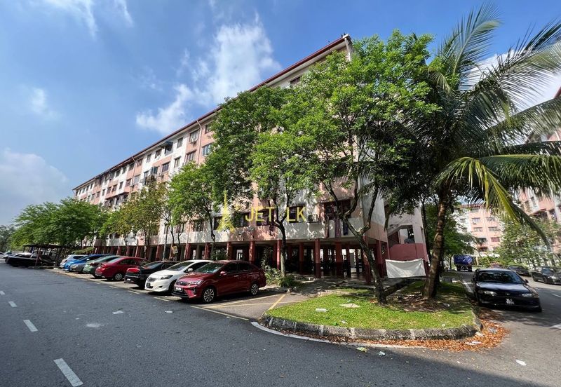 Flat PKNS, Seksyen 7