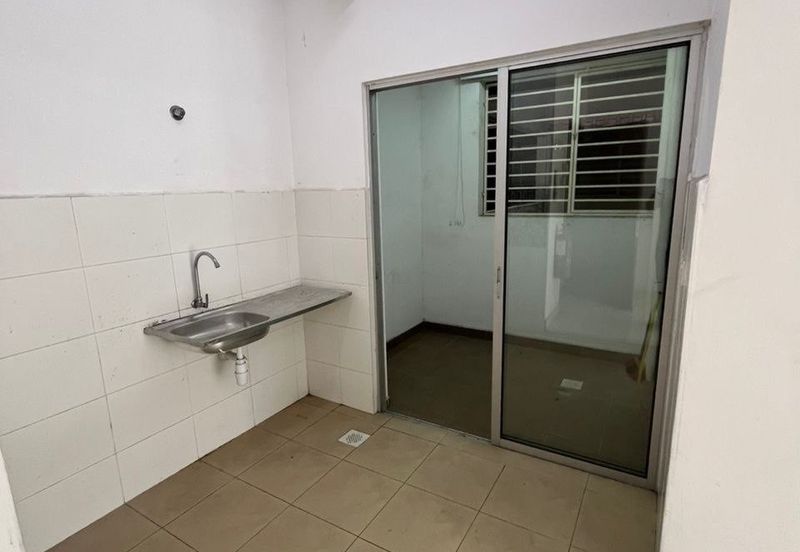 Asteria Apartment @ Bandar ParkLand