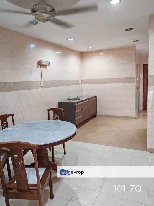 Gated & Guarded 🌟 Double Storey House for SALE/RENT | Bandar Parklands, Klang, Selangor, Klang