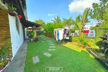 Indah 12, Setia Alam