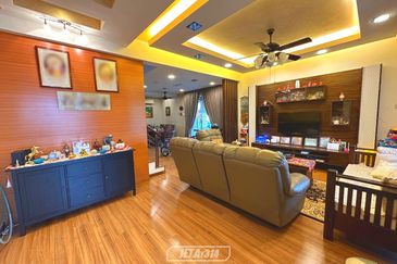 Indah 12, Setia Alam