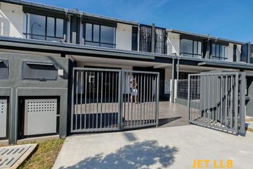 Nadira 3 @ Bukit Raja