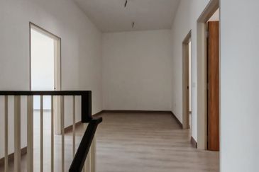 Nadira 3 @ Bukit Raja