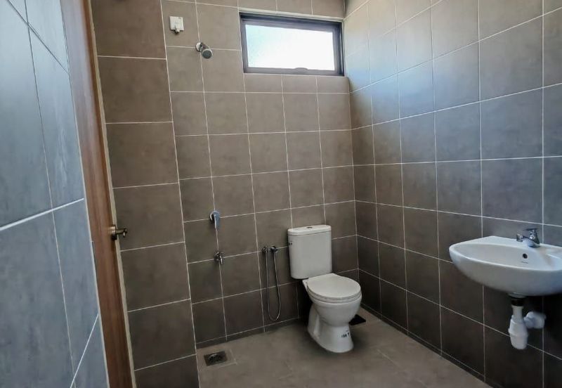 Nadira 3 @ Bukit Raja