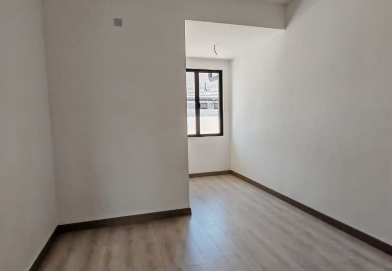 Nadira 3 @ Bukit Raja