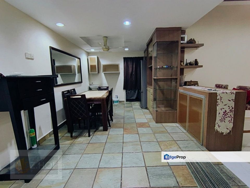 RENOVATED Unit 🌟 Spacious Apartment for SALE | Vista Bayu, Taman Bayu Perdana, Klang, Selangor, Klang