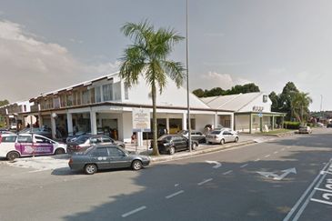 Zapin, Bandar Bukit Raja