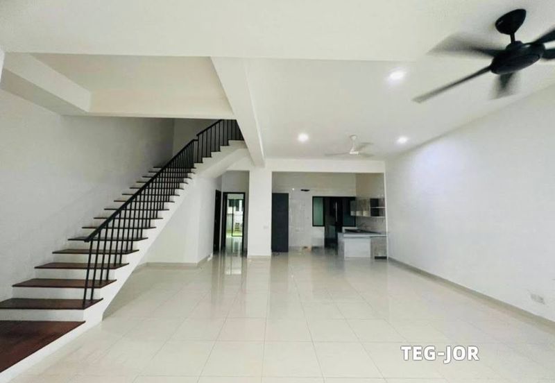 Duta Villa, Setia Alam