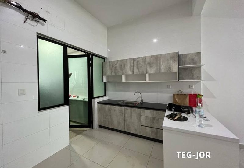 Duta Villa, Setia Alam