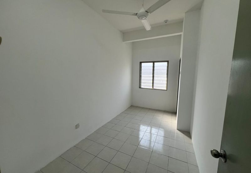 Taman Sungai Kapar Indah