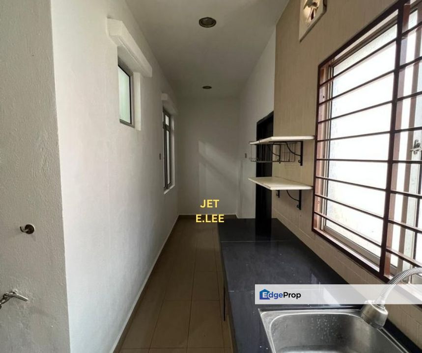 Extended Built-up 🌟 Double Storey House for SALE | Bandar Parklands, Klang, Selangor, Klang