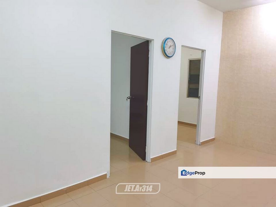 BELOW Market 🌟 Low Cost Flat for SALE | Taman Pendamar Indah 2 Flat, Port Klang, Selangor, Port Klang