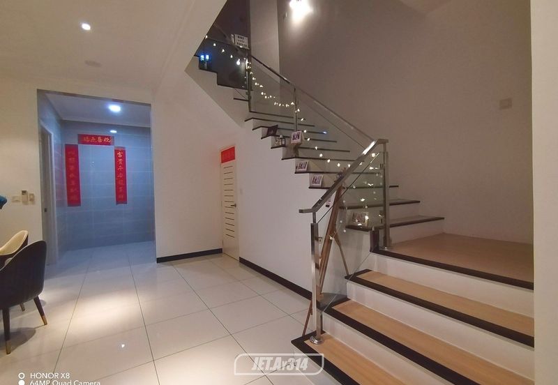 Anggun, Alam Nusantara