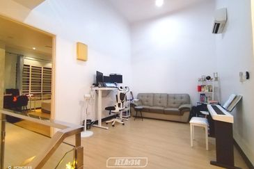 Anggun, Alam Nusantara