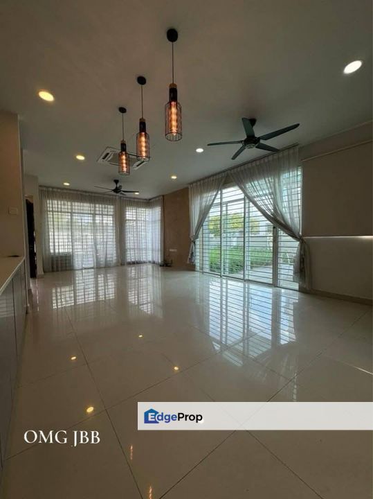 FULLY Renovated 🌸 2 Storey Cluster Semi-D for SALE | Kemuning Greenhills, Bukit Rimau, Shah Alam, Selangor, Shah Alam