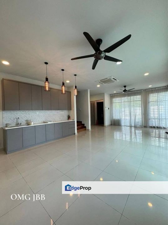 FULLY Renovated 🌸 2 Storey Cluster Semi-D for SALE | Kemuning Greenhills, Bukit Rimau, Shah Alam, Selangor, Shah Alam