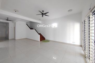 Pentas 2 @ Alam Impian