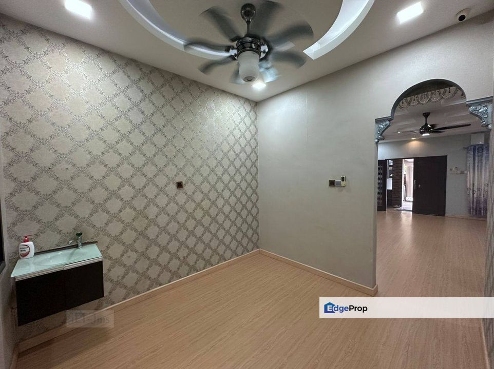 FULLY Extend + Reno 🌸 Double Storey Terrace House for SALE | Bandar Puteri Klang, Selangor, Klang