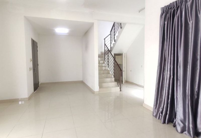 Damai 16, Setia Alam