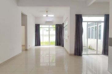 Damai 16, Setia Alam