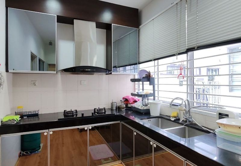 Indah 12, Setia Alam