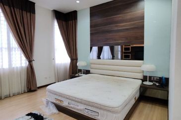 Indah 12, Setia Alam