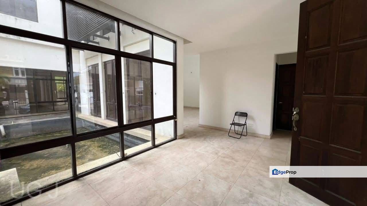 Luxury Home + East Facing ✅️ 2.5 Storey Bungalow for SALE | Sri Istana Hills, Klang, Selangor, Klang