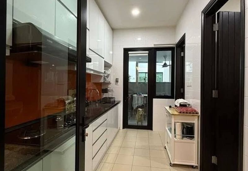 Duta Villa, Setia Alam