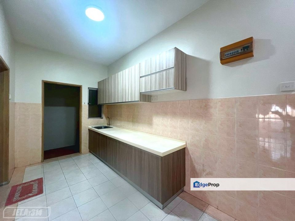 Freehold + Renovated Kitchen ✅️ Apartment for SALE | Bayu Villa, Bayu Perdana Klang, Selangor, Klang