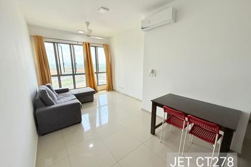 Gravit8 @ Klang South