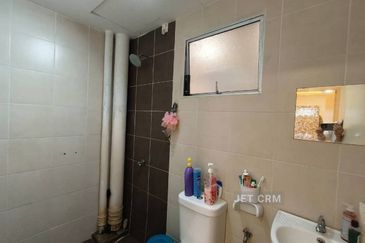 De Bayu Apartment @ Setia Alam