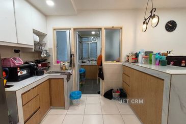 De Bayu Apartment @ Setia Alam