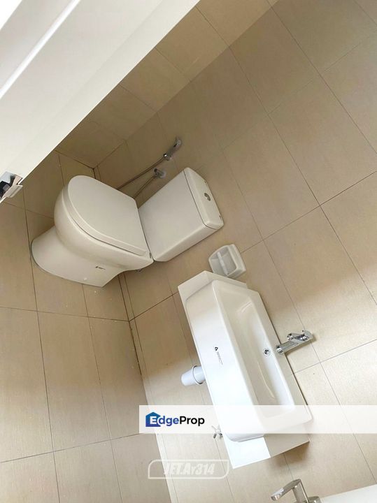 Corner Unit + Spacious Layout ✅️ Serviced Apartment for SALE & RENT | Ashino @ Gravit8, Kota Bayuemas, Klang 角落单位 + 宽敞设计 ✅️ 服务式公寓出售 & 出租, Selangor, Klang