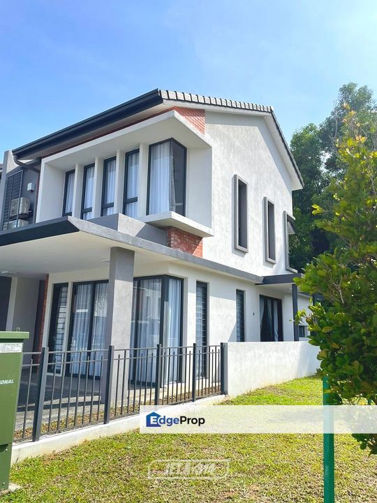 Renovated + End Lot ✅️ Double Storey Terrace for SALE | Ilham Residence @ Elmina Garden 已装修 + 转角单位 ✅️ 双层排屋出售, Selangor, Shah Alam