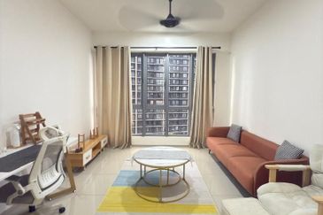 Gravit8 @ Klang South