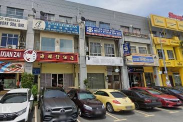 Bayu Tinggi Commercial Centre -Taipan