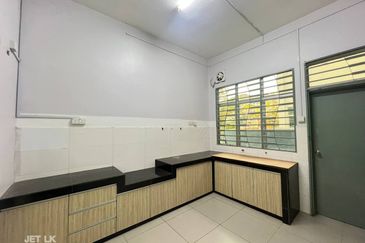 Taman Ehsan Jaya, Pendamaran