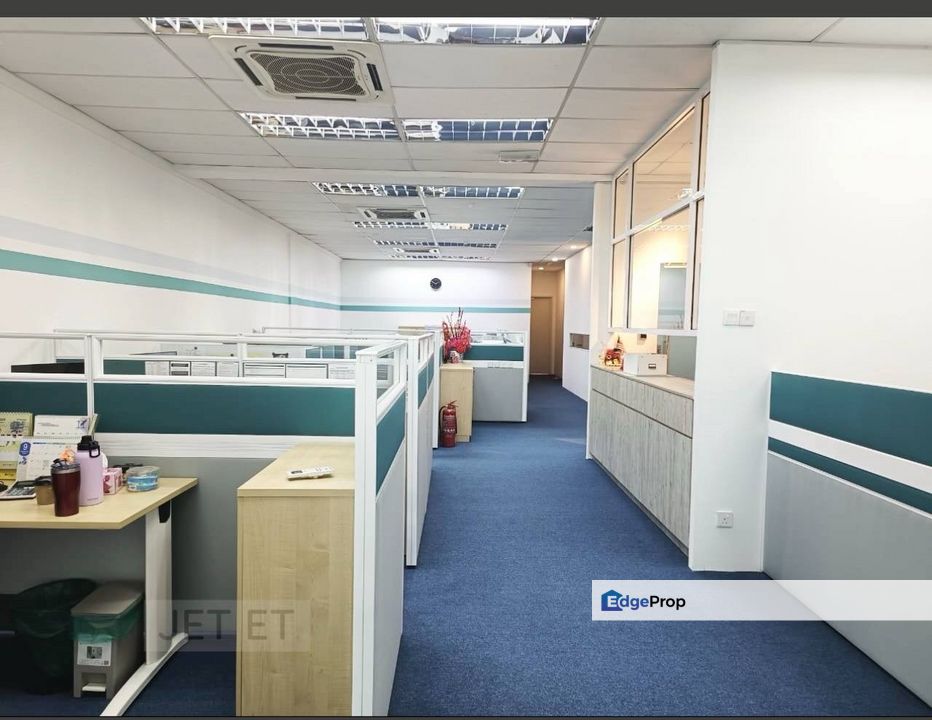 Tenanted 📈 Office Lot 💻 for Sale in The Landmark, Bandar Bukit Tinggi, Klang 已有租户 📈 办公单位 💻 出售 位于 The Landmark, 武吉丁宜镇, 巴生, Selangor, Klang