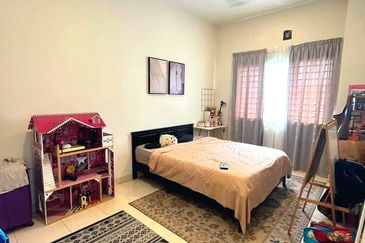 Indah 13, Setia Alam