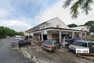 Zapin, Bandar Bukit Raja