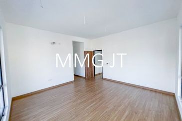 Nadira 1 @ Bandar Bukit Raja