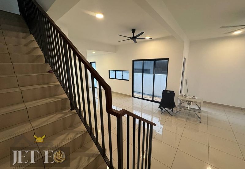 Sencilia @ Eco Sanctuary