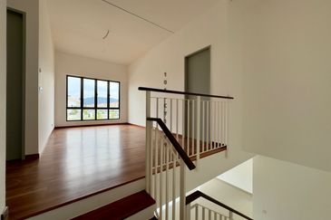 Setia Alam Setia Utama 1