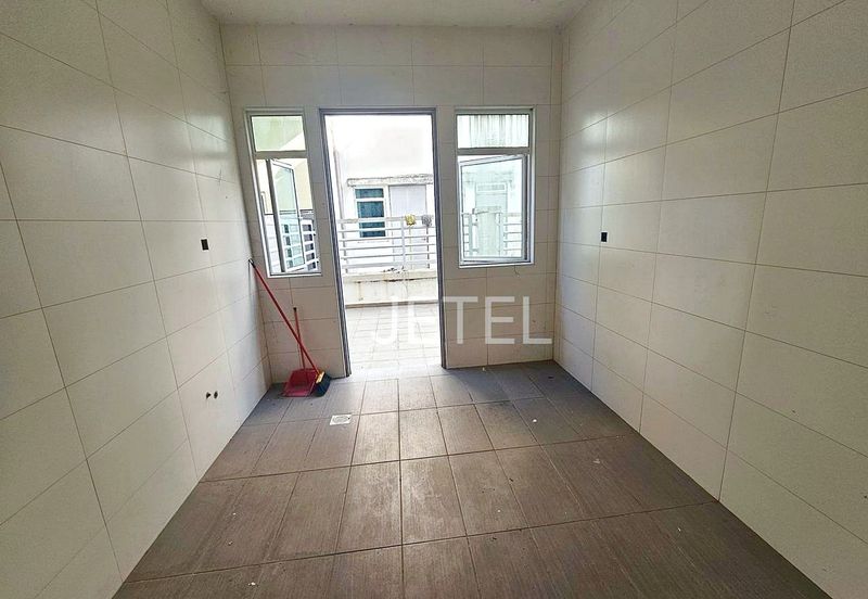 Canary Garden @Bandar Bestari