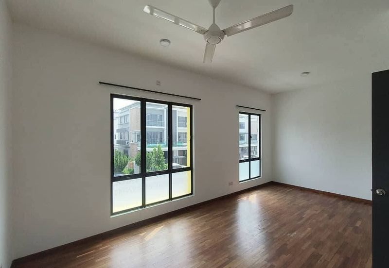 Setia Alam Setia Utama 1