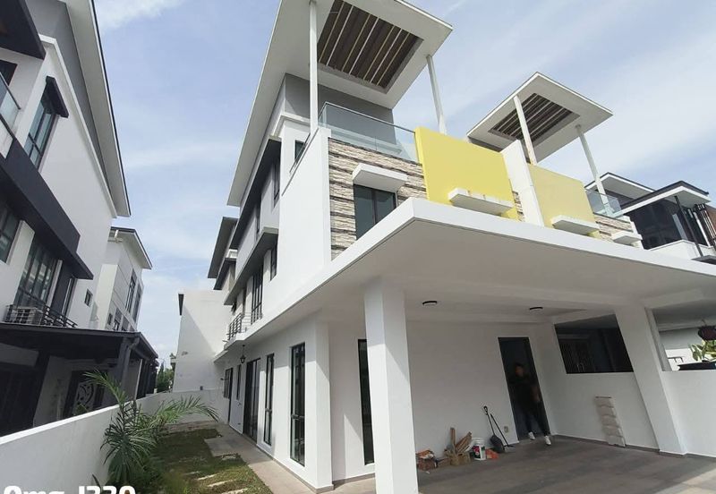 Setia Alam Setia Utama 1